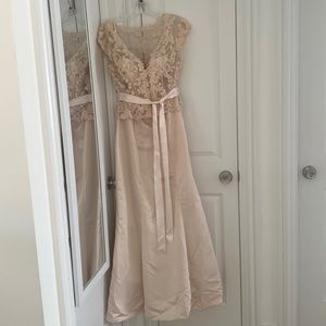Vintage wedding dress in size M